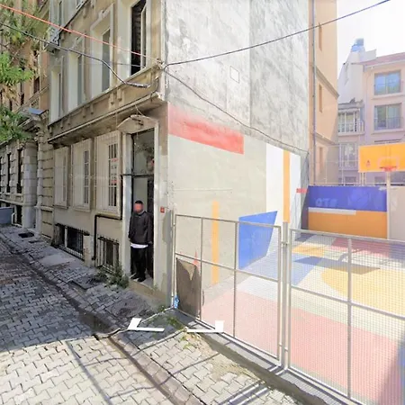 Brand-new Decorated Cozy Flat, 5 Mins To Taksim * Estambul