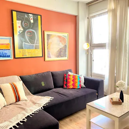 Apartamento Brand-new Decorated Cozy Flat, 5 Mins To Taksim *